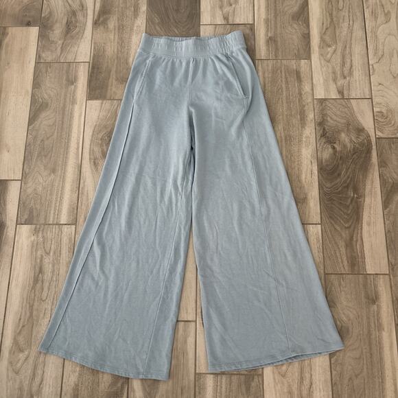 Free People Movement Pants Womens Sz M Blue Wide Leg Full Length Sweatpants - Picture 1 of 11
